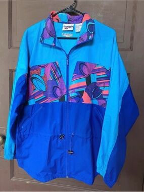 Retro Vintage Reebok Windbreaker, size M